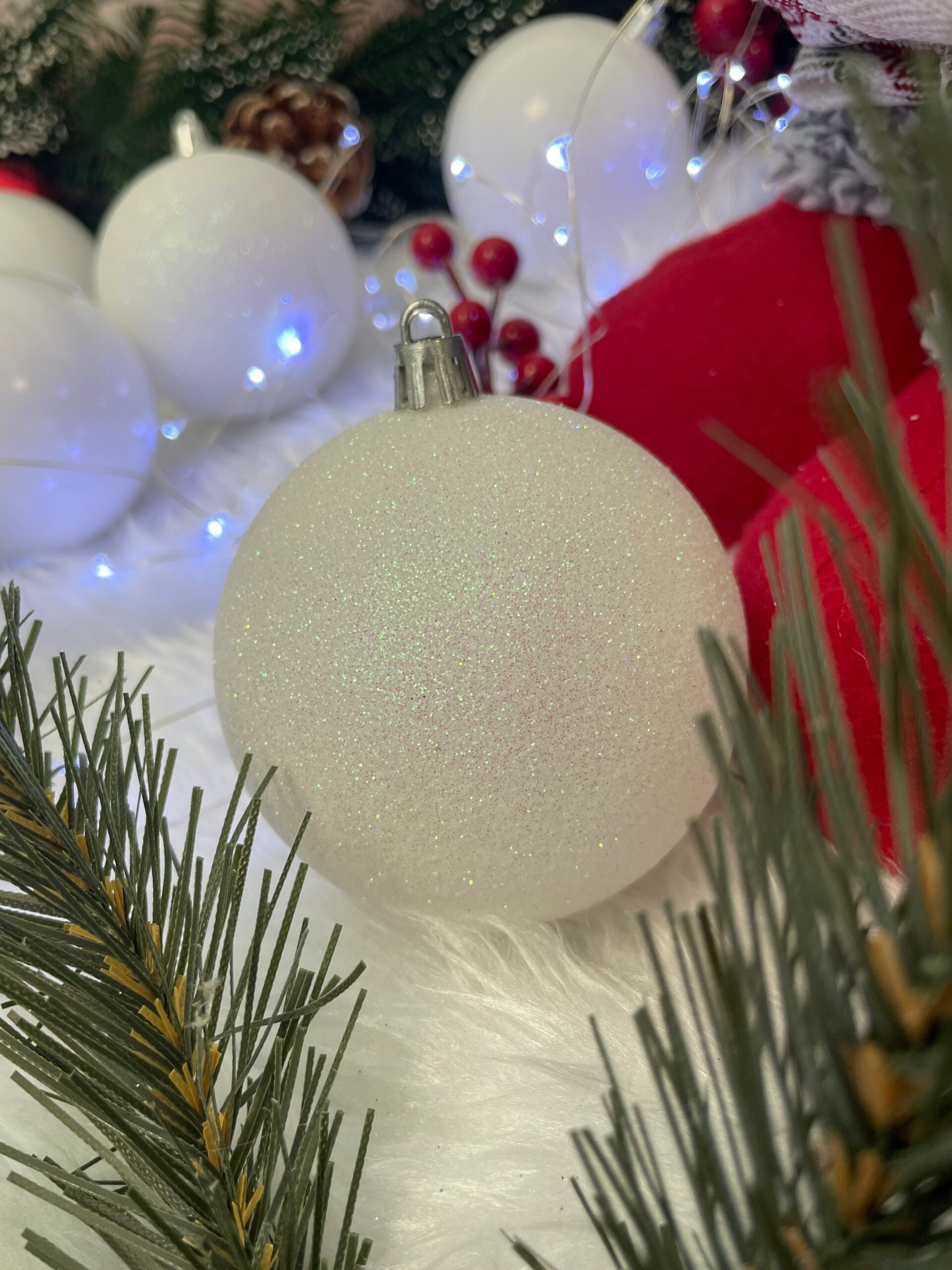 Set globuri de Craciun, 20 bucati, 8cm, alb perlat