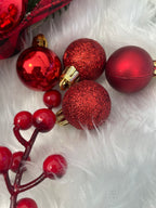 Set globuri de Craciun, 100 bucati, 3-6cm, rosu auriu