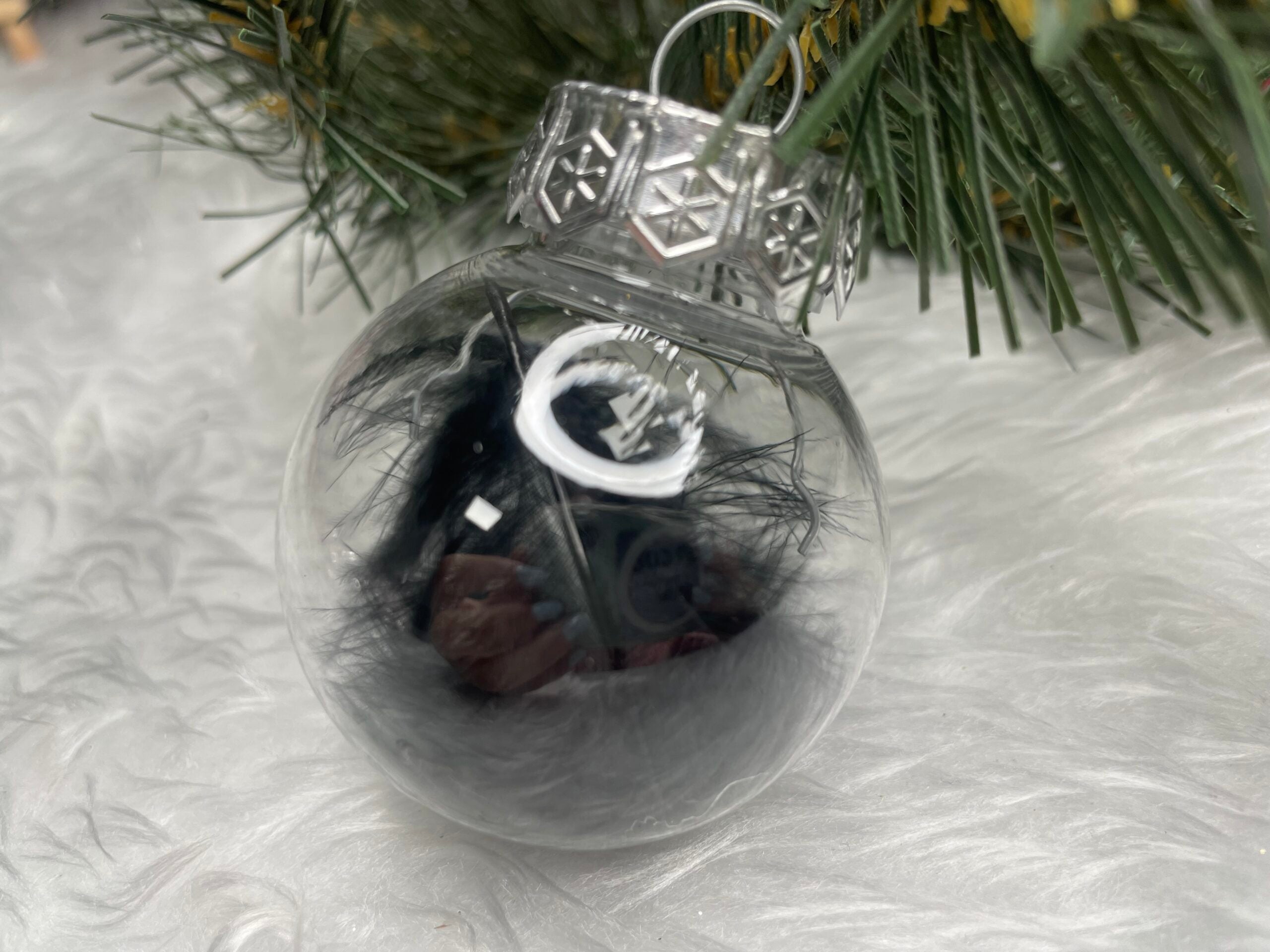 Set globuri de Craciun Inedit, 24 bucati, 5cm, transparente cu interior negru