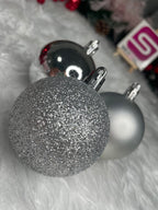 Set globuri de Craciun, 30 bucati, 3 modele, 6cm, argintiu