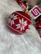 Set globuri de Craciun cu modele de sarbatori, 30 bucati, 7cm, alb rosu