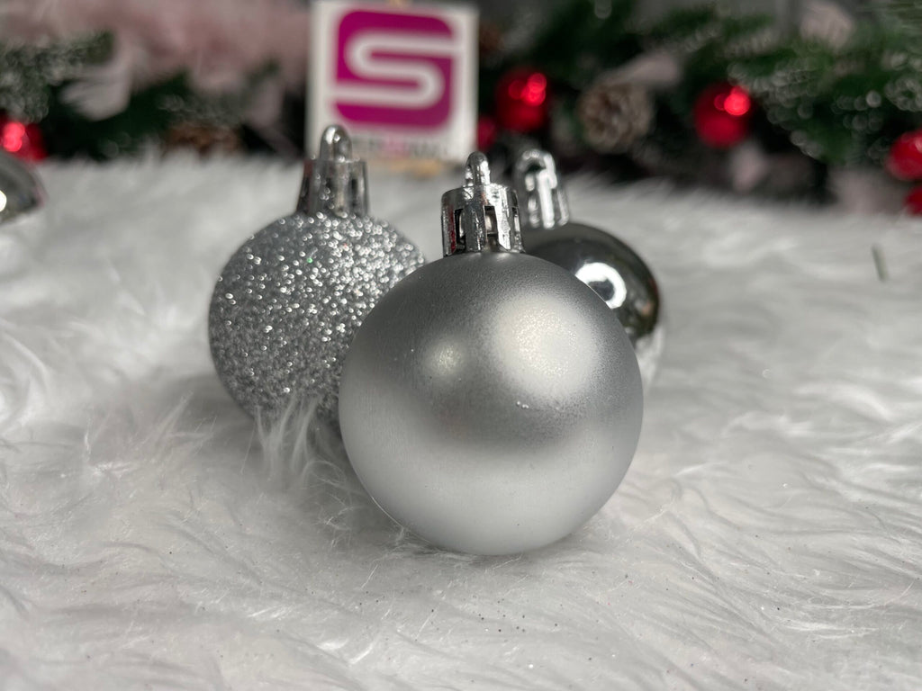 Set globuri de Craciun, 20 bucati, 3 modele, 4cm, argintiu