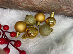 Set globuri de Craciun, 30 bucati, 3 modele, 3cm, auriu