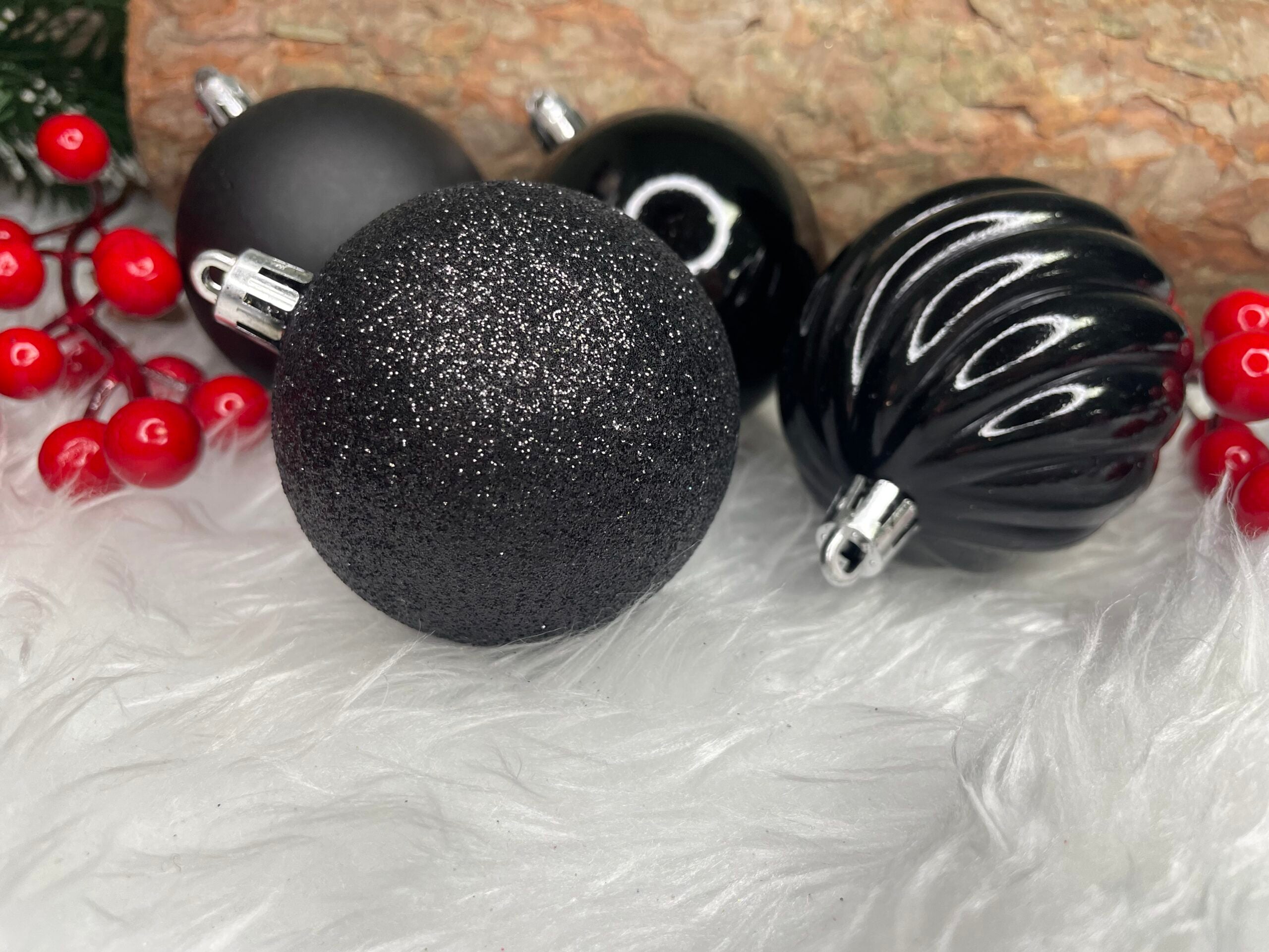 Set globuri de Craciun, 20 bucati, 5 modele, 6cm, negru