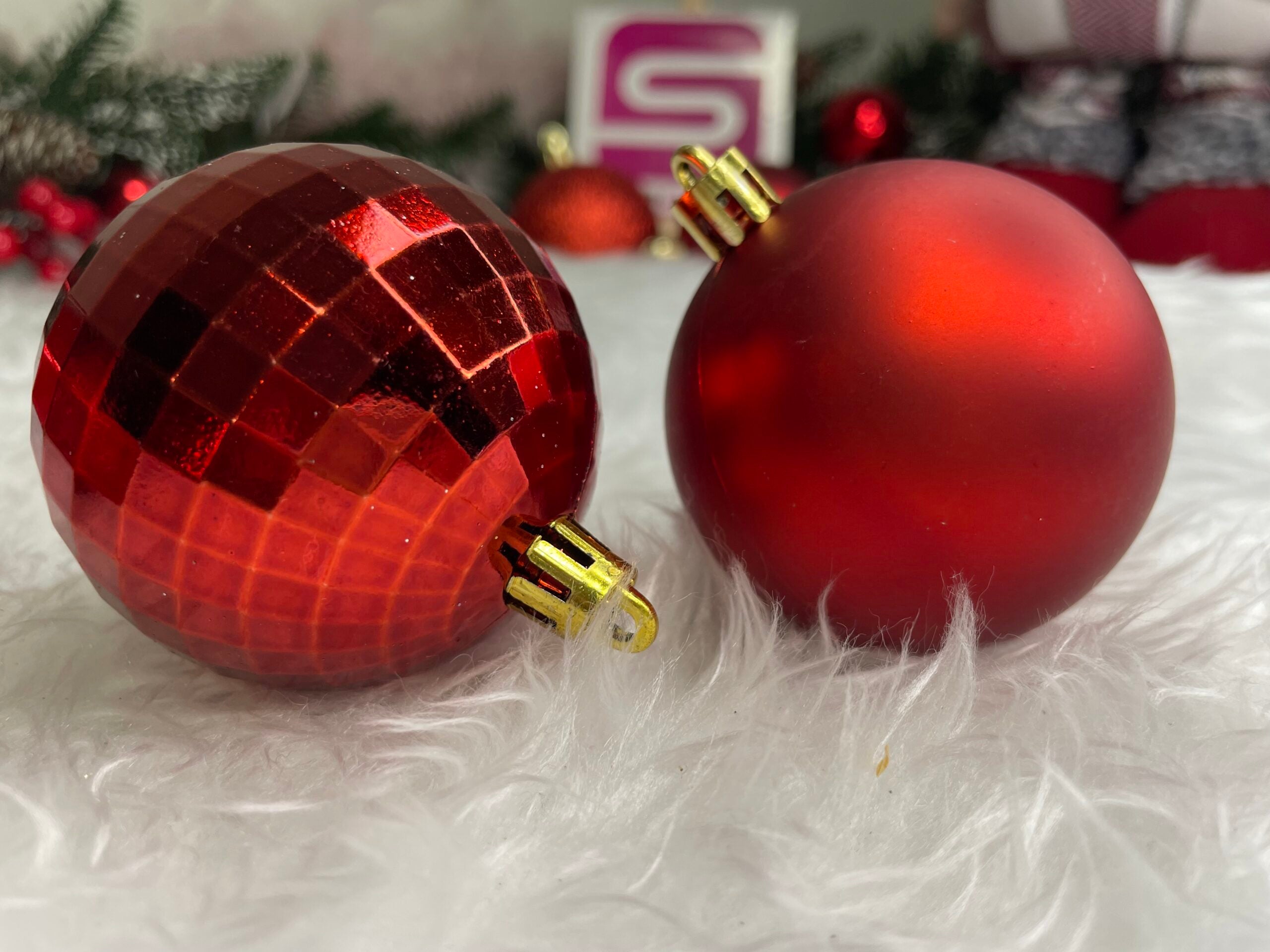 Set globuri de Craciun, 20 bucati, 5 modele, 6cm, rosu