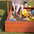 Lada nisip din lemn cu acoperis reglabil, 140x140x121 cm, maro