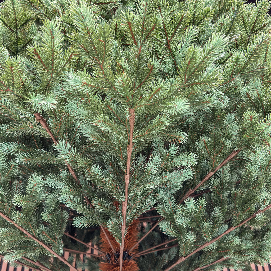 Brad artificial , Hollandia, verde cu varfuri argintii, integral 3D, 230 cm