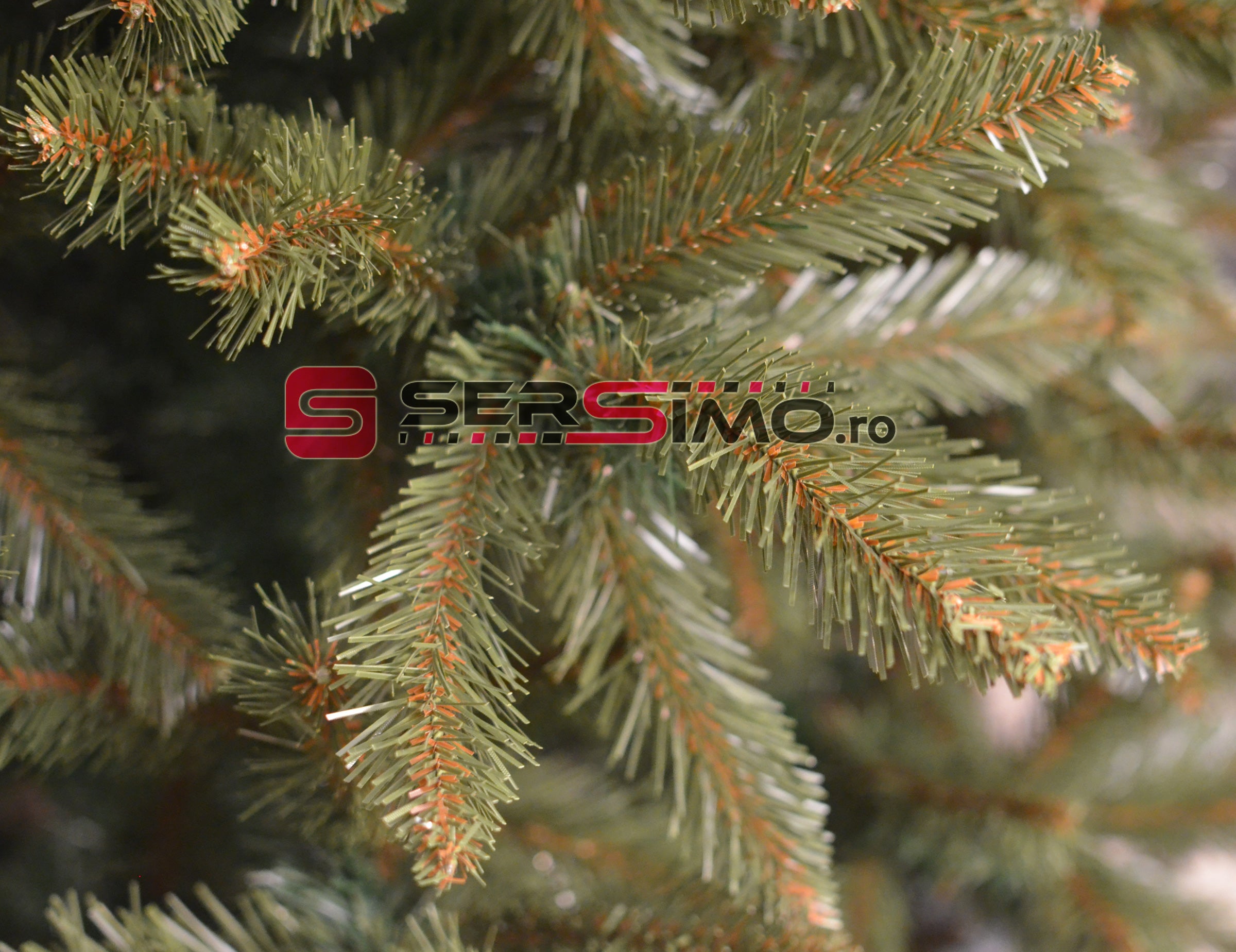 Brad artificial Christmas Deluxe by , Royal, 220cm