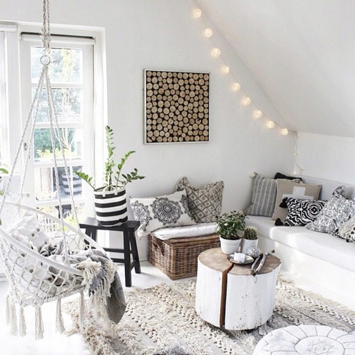 Scaun rotund tip leagan suspendat pentru casa sau gradina, cu franjuri, 150kg, crem